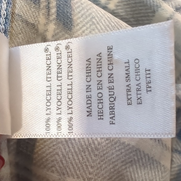 Rails Carter Button Down - Picture 6 of 6